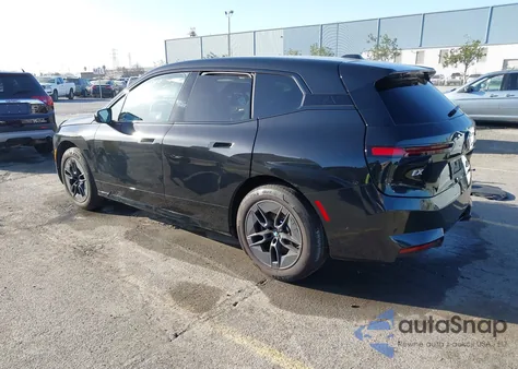 2026 BMW Ix xDrive45 из США, поврежденный, VIN WB543CF09TCV01873